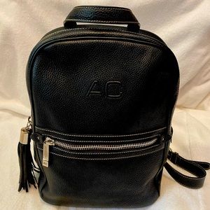 Ana Cori Medium size leather backpack